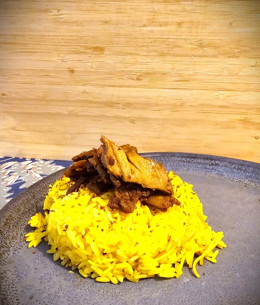 turmeric pilaf with vegan chicken